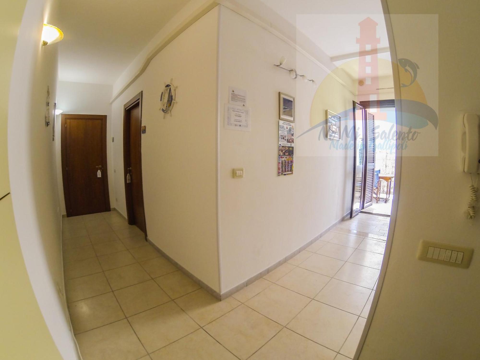 Rooms & Apartments La Spiaggia - Галиполи Екстериор снимка
