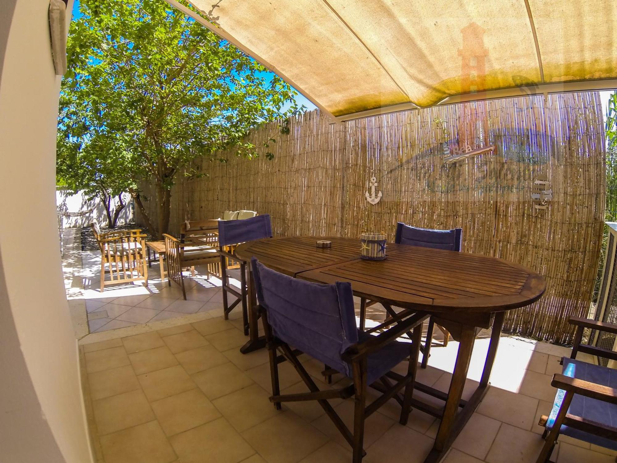 Rooms & Apartments La Spiaggia - Галиполи Екстериор снимка