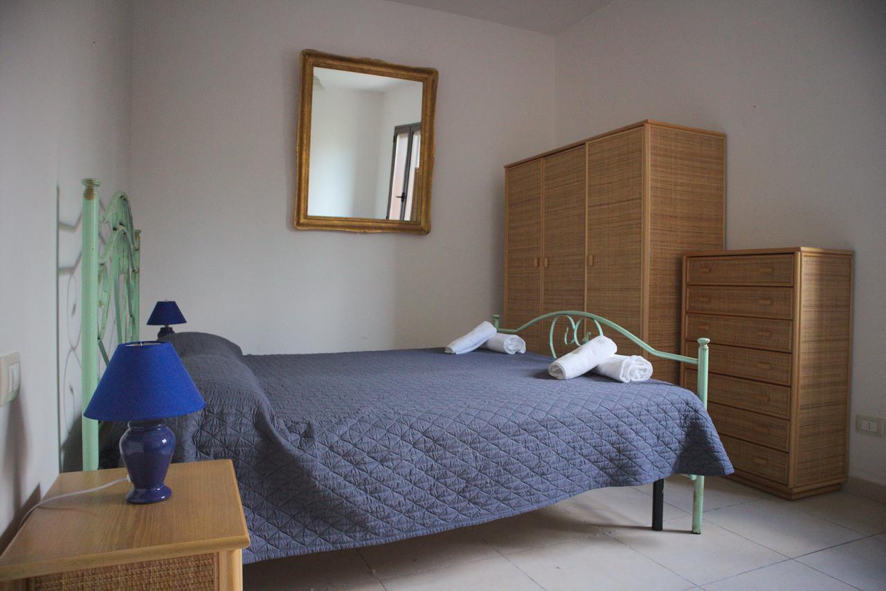 Rooms & Apartments La Spiaggia - Галиполи Екстериор снимка