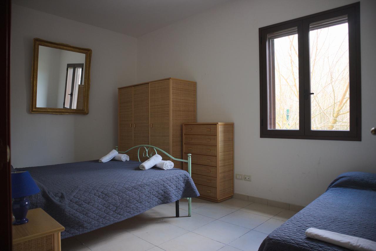 Rooms & Apartments La Spiaggia - Галиполи Екстериор снимка