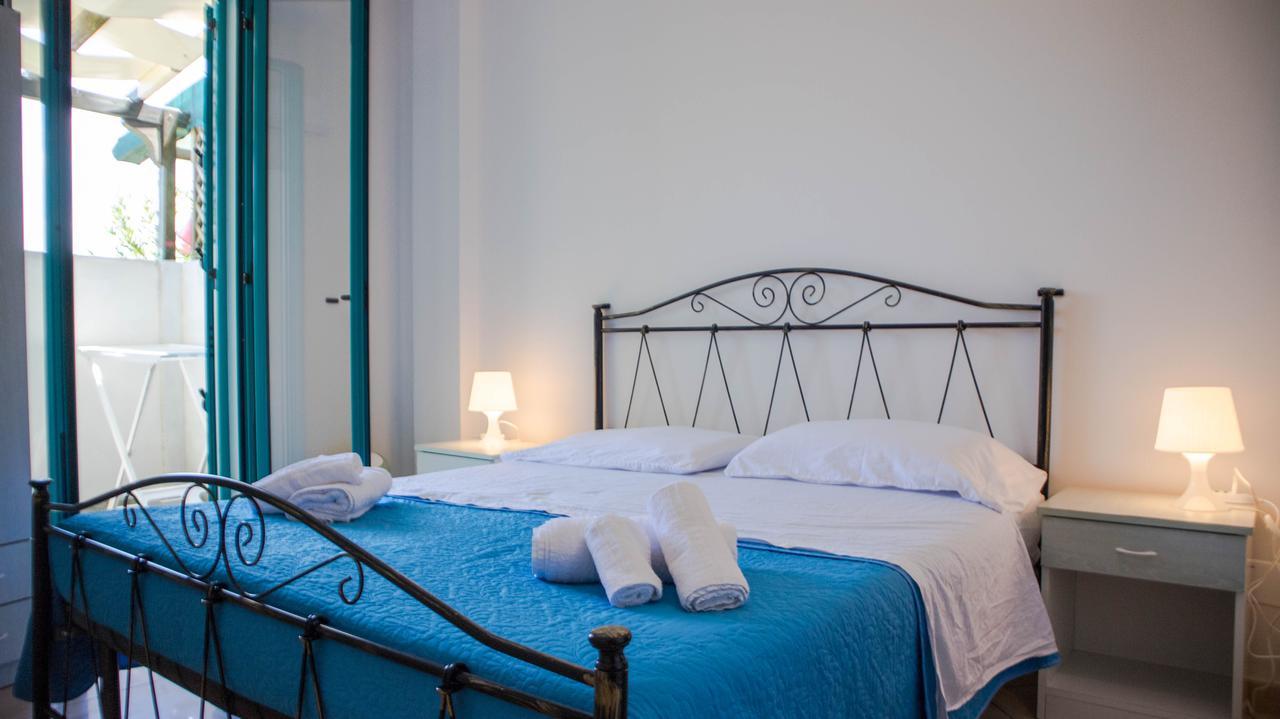 Rooms & Apartments La Spiaggia - Галиполи Екстериор снимка